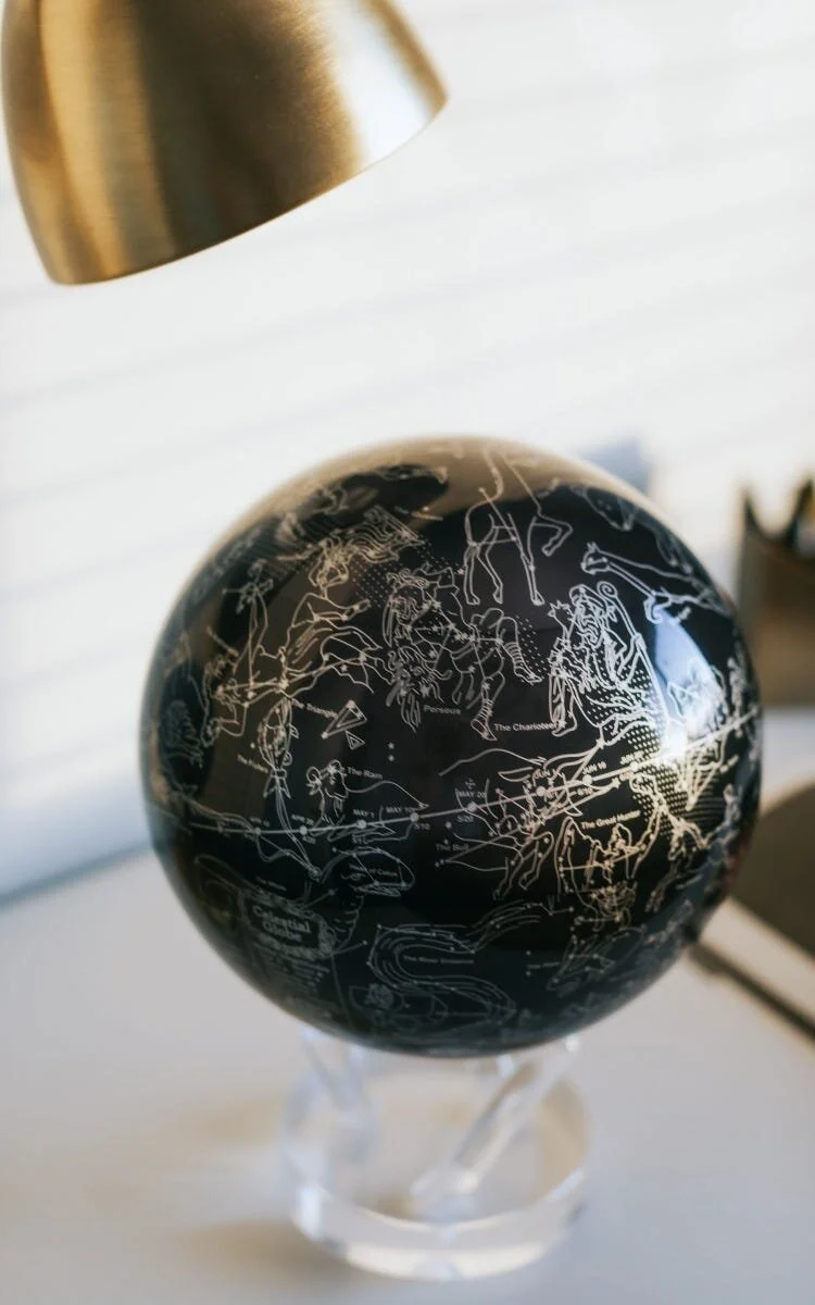 CONSTELLATIONS MOVA GLOBE — Studio Seven Arts